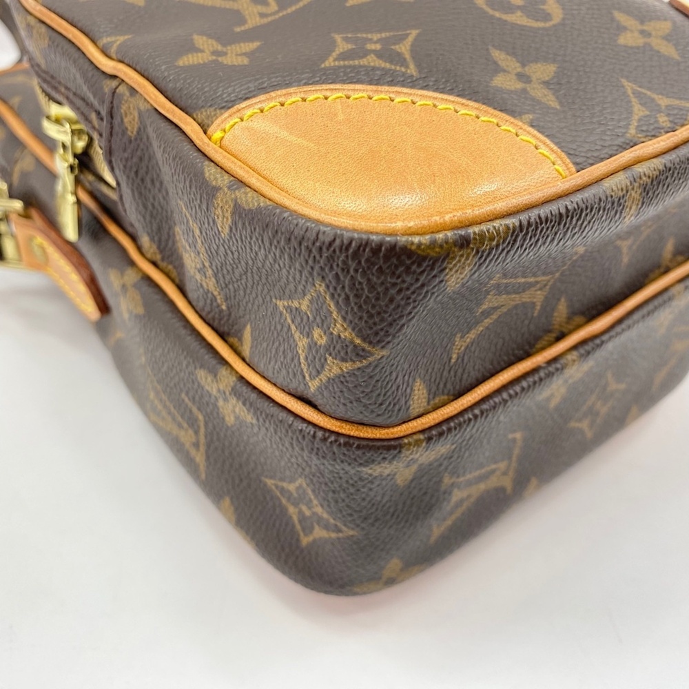 LOUIS VUITTON Brown Shoulder Bag - Picture 8 of 14